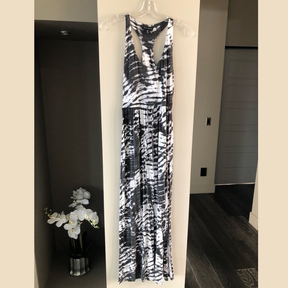 Dresses & Skirts - Tie Dye Racer Back Dress